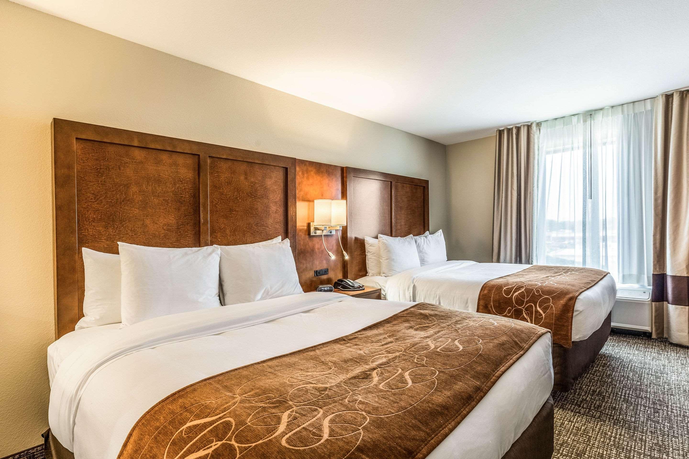 Comfort Suites Channelview Bagian luar foto