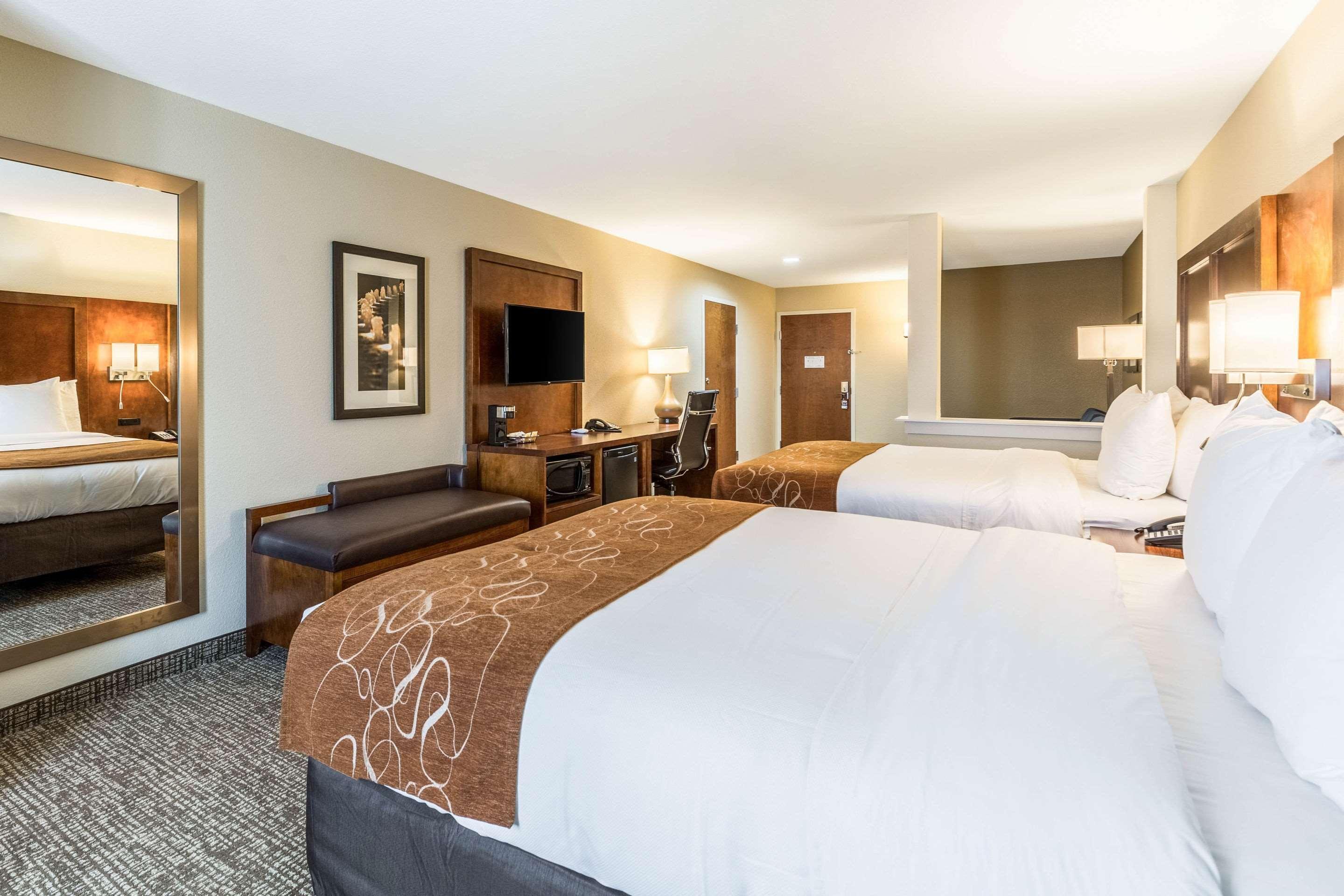 Comfort Suites Channelview Bagian luar foto
