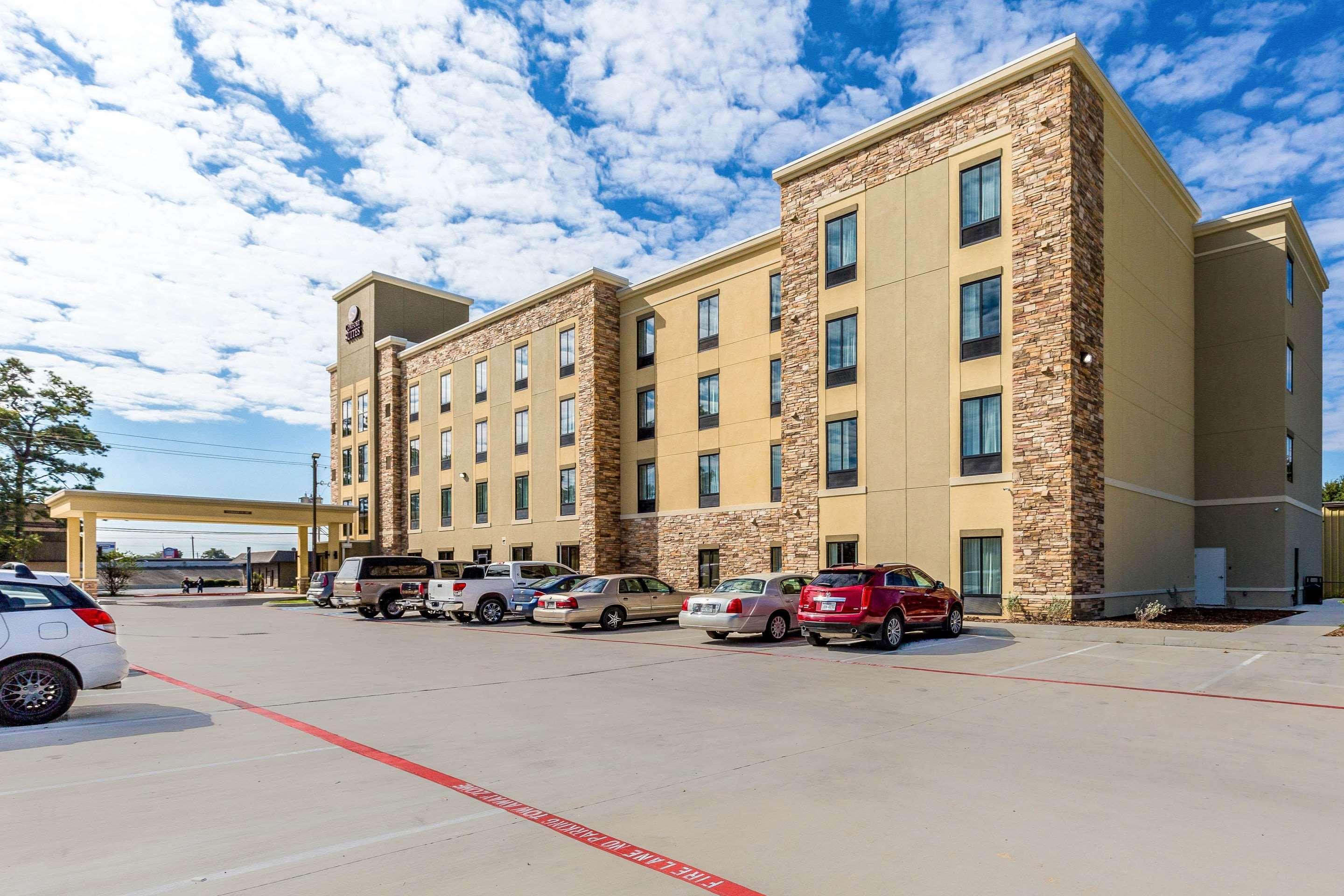 Comfort Suites Channelview Bagian luar foto
